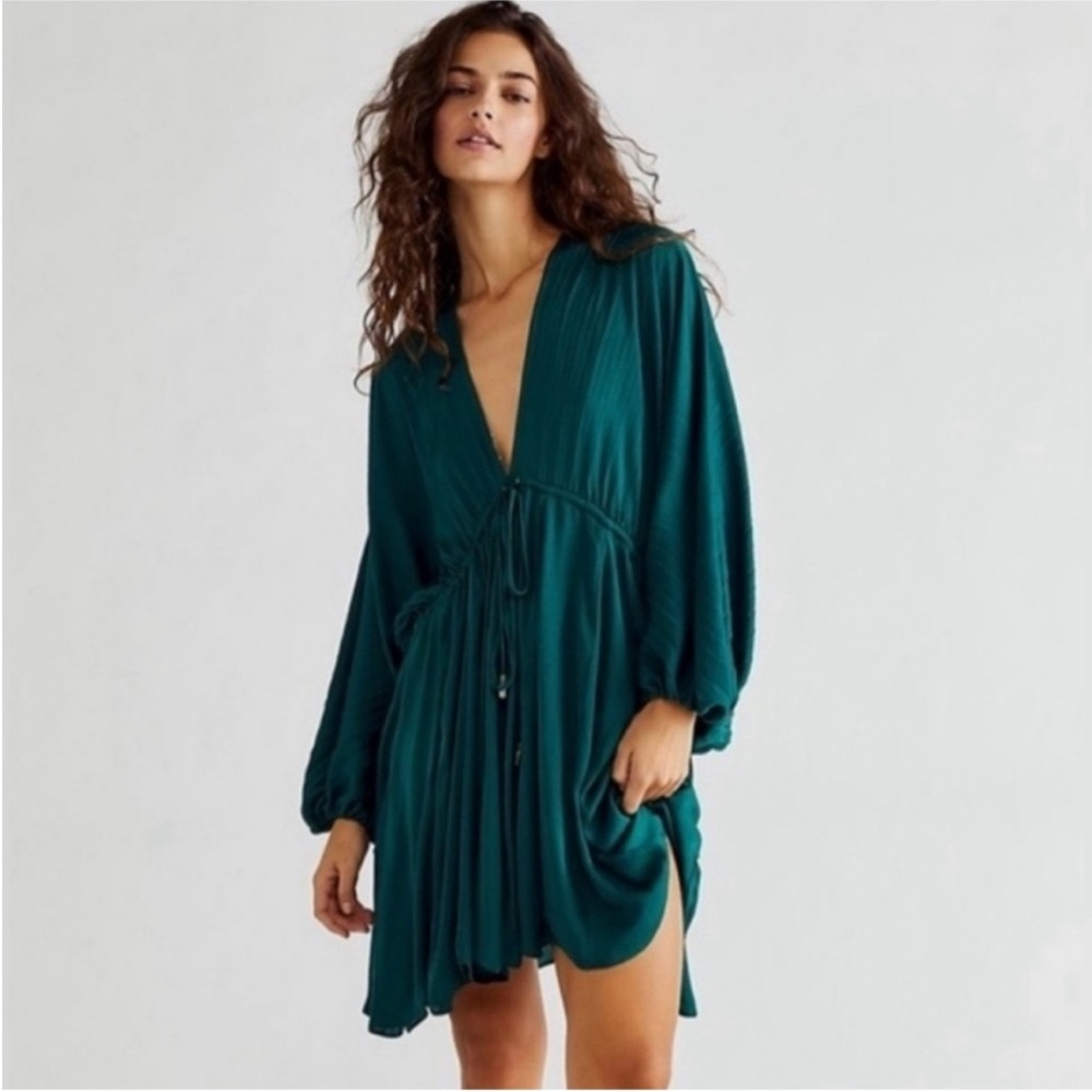 Elegant Teal Long Sleeve Dress